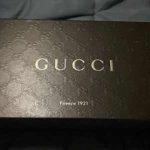 Gucci black peep toe flats